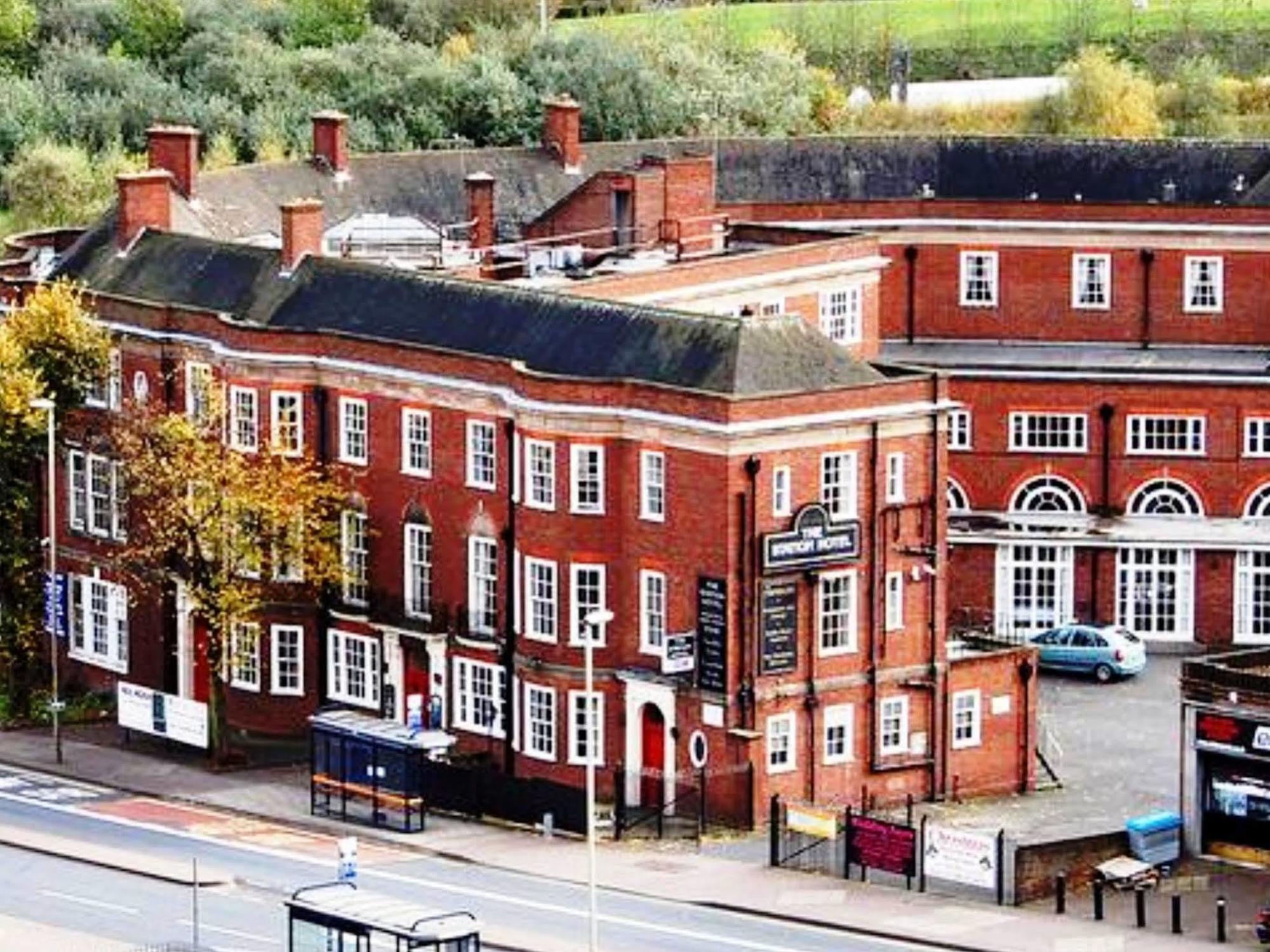 Station Hotel Dudley Exterior photo